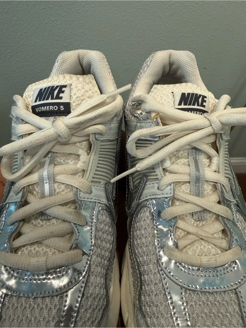 Nike Vomero Chrome